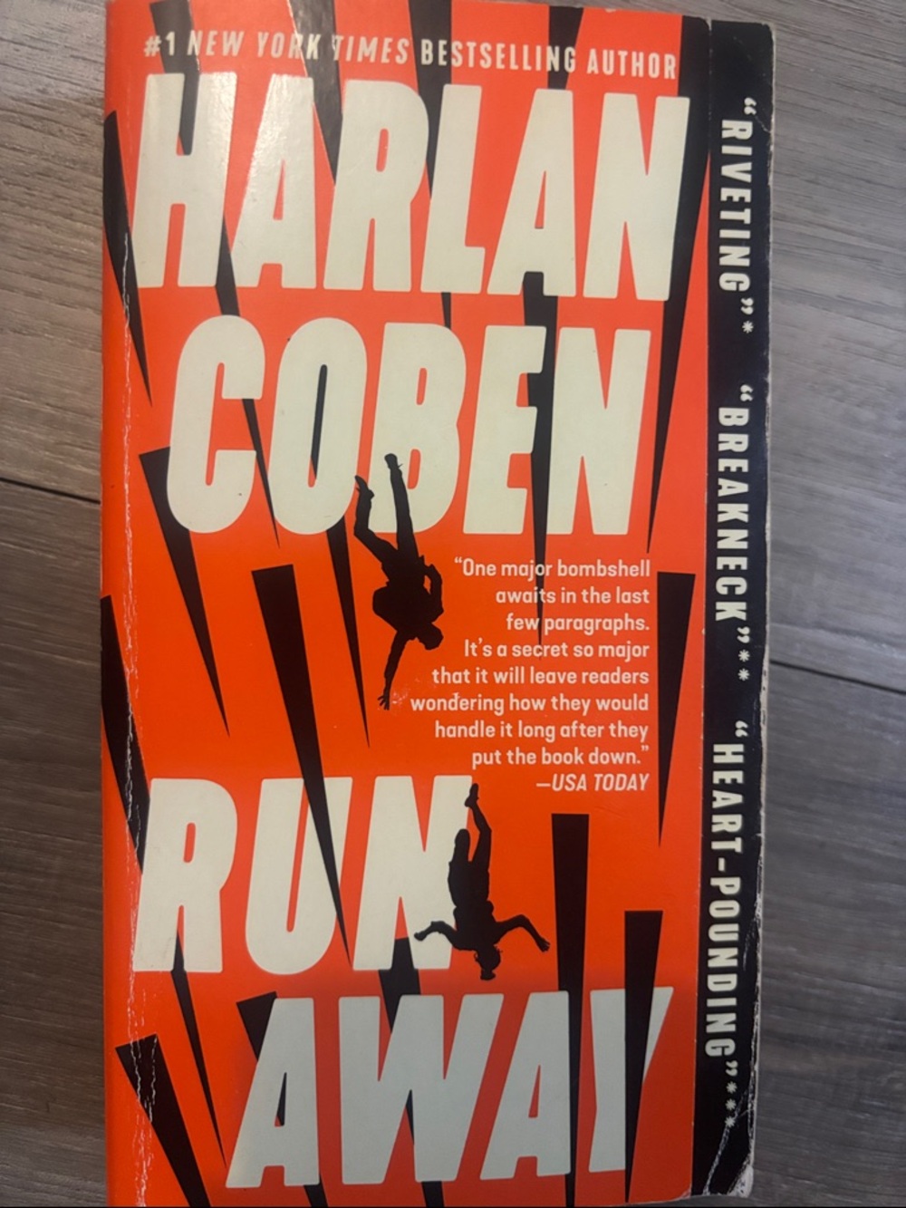 Harlan Coben - Run Away (Orange & Black Cover)